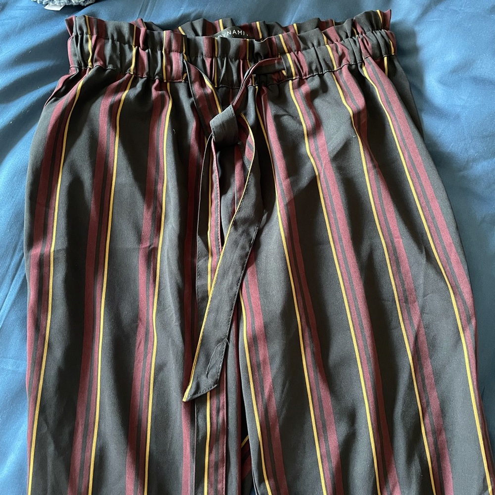 🛍 2/$30 DYNAMITE Striped Straight Leg Pants